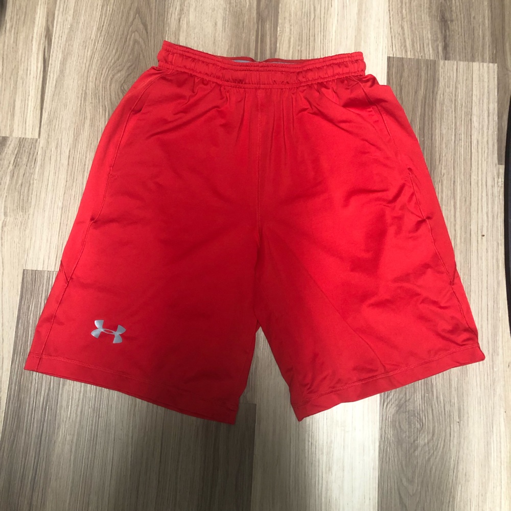 NWOT Mens Under Armour shorts